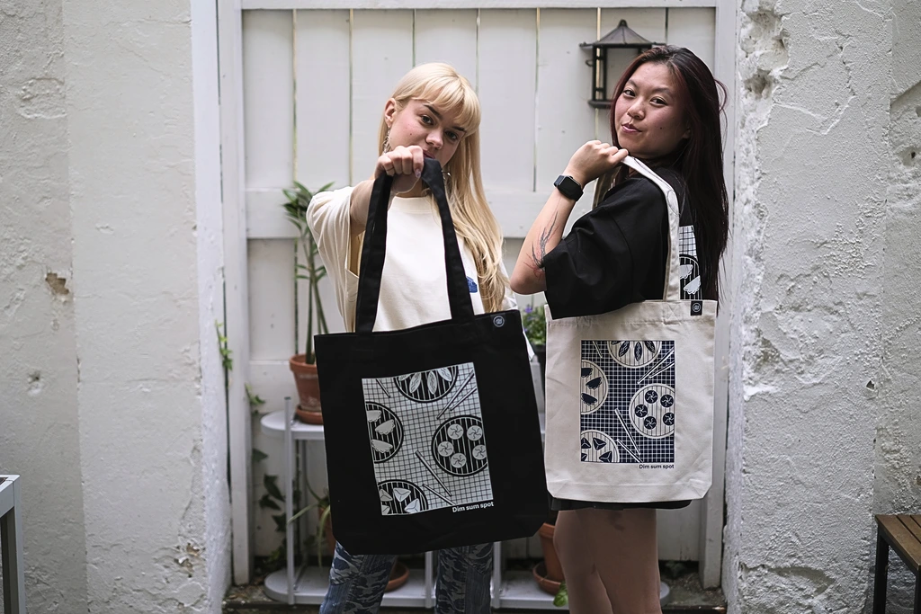 Dim Sum Spot cotton shoulder bags